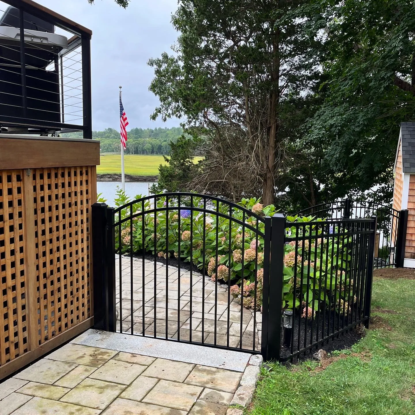 Aluminum fence installation project