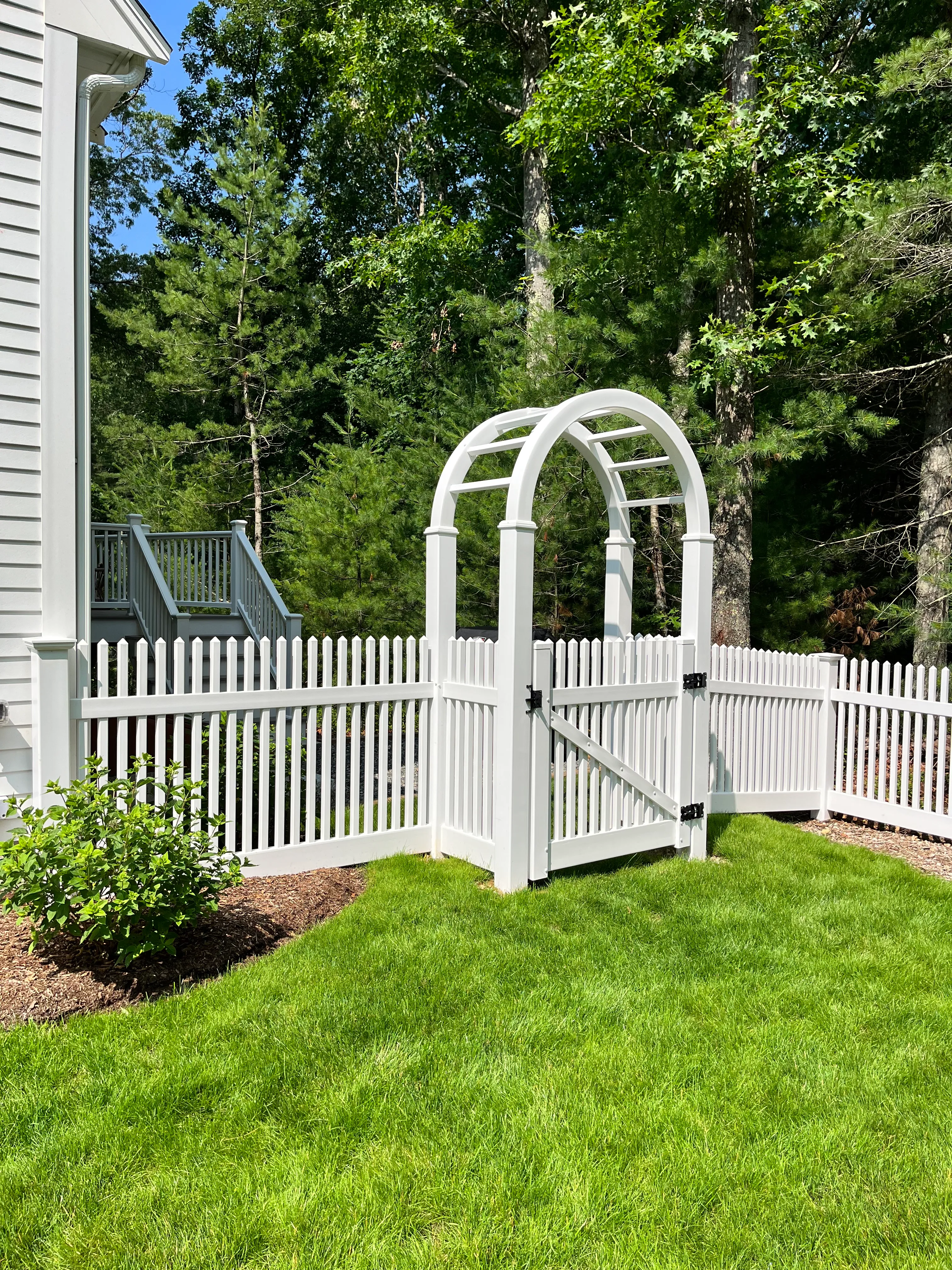 Wood pergola installation